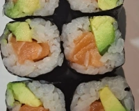 Maki saumon avocat